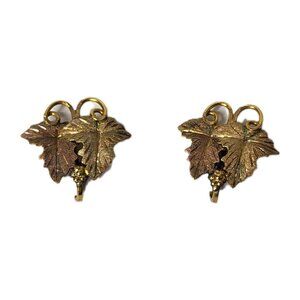 Vintage 10K Black Hills Gold Grape Leaf Clip-on Earrings
